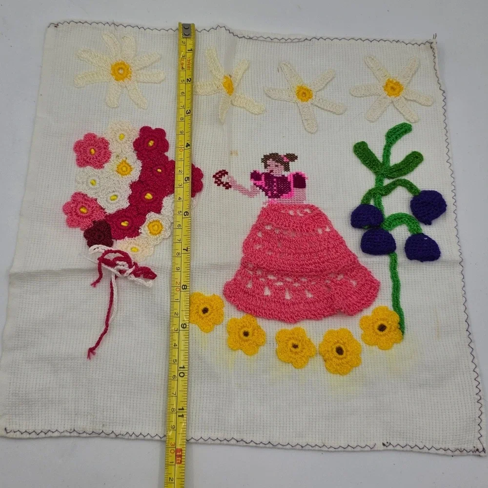 Vintage Handmade Crochet Southern Belle Flower Sampler Wall Hanging 12x12 N4
